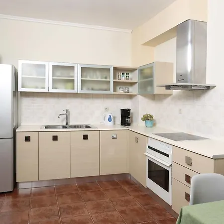 Sourouko Xenia * Paliouri